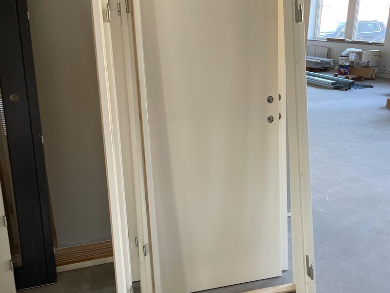 Dörrkarm, furu, 10x21, med tröskel + Dörrblad